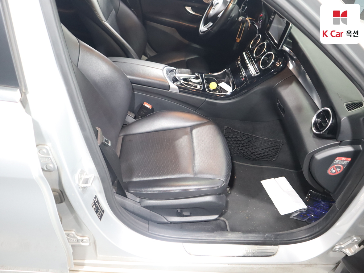 مرسيدس C-CLASS