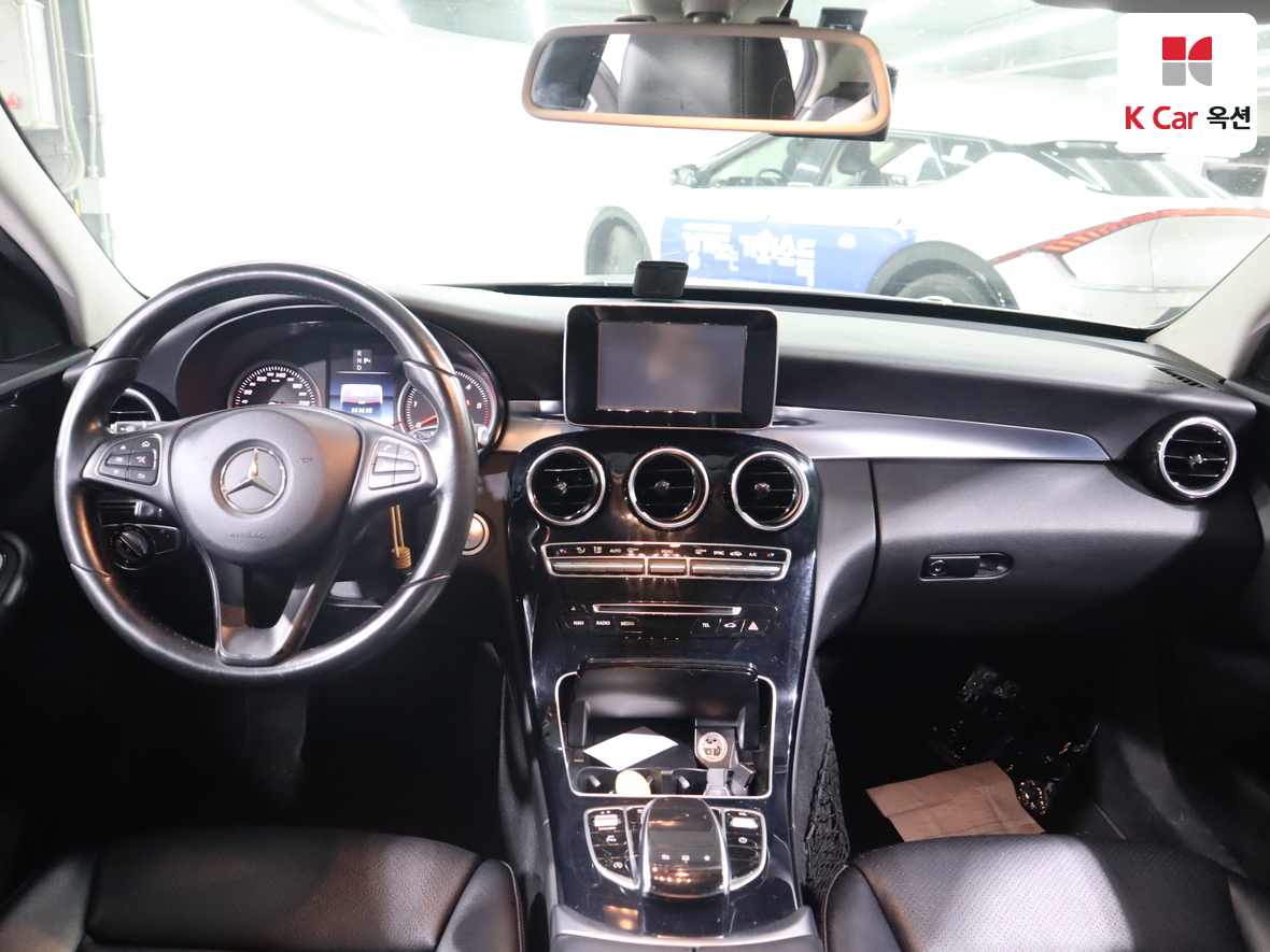 مرسيدس C-CLASS