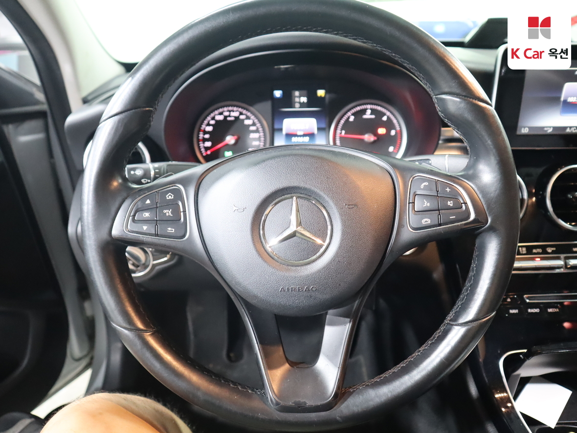 مرسيدس C-CLASS