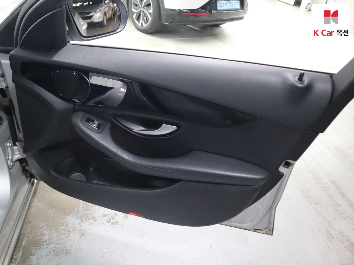 مرسيدس C-CLASS