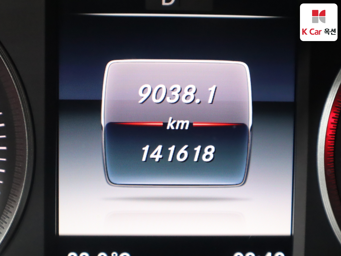 مرسيدس C-CLASS