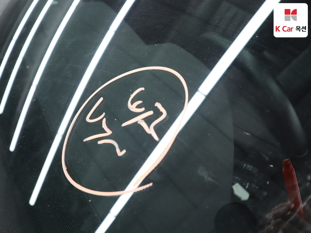 مرسيدس E-CLASS