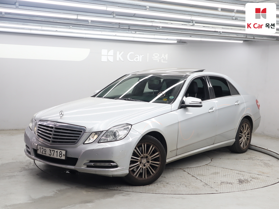مرسيدس E-CLASS