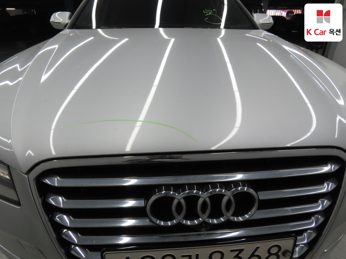أودي A8