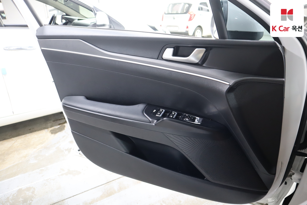  - Image 8