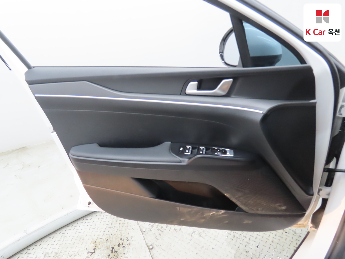  - Image 8
