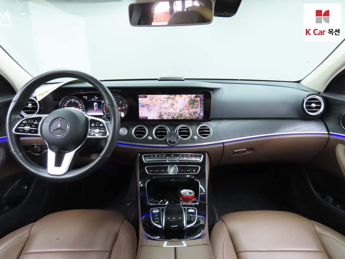 مرسيدس E-CLASS