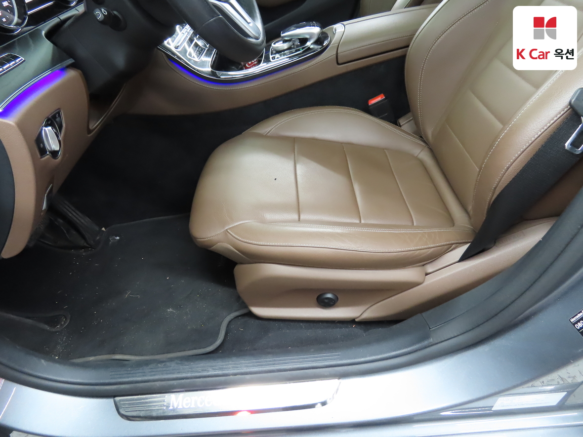 مرسيدس E-CLASS