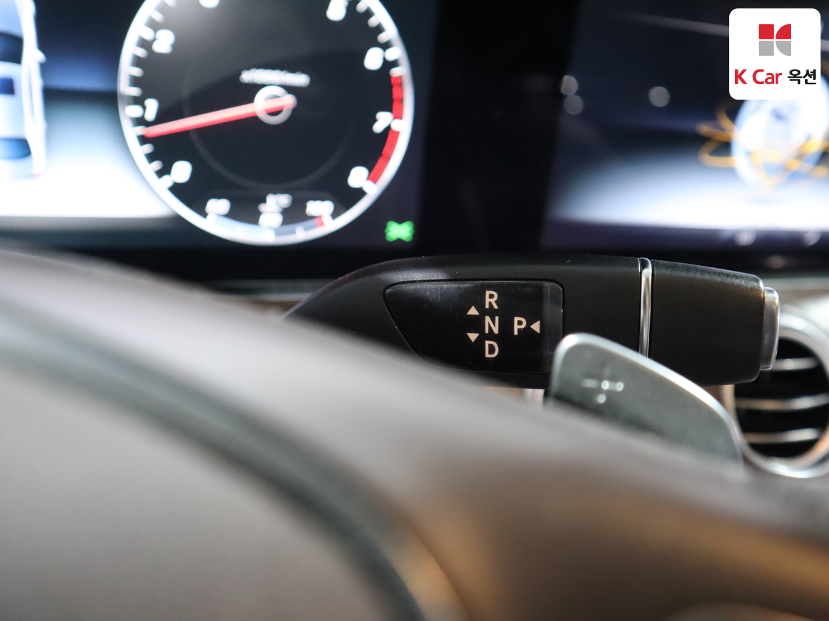 مرسيدس E-CLASS