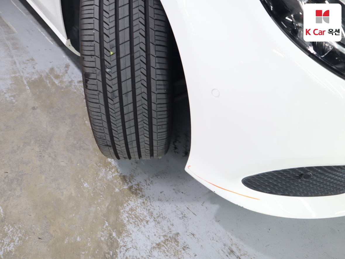 مرسيدس E-CLASS
