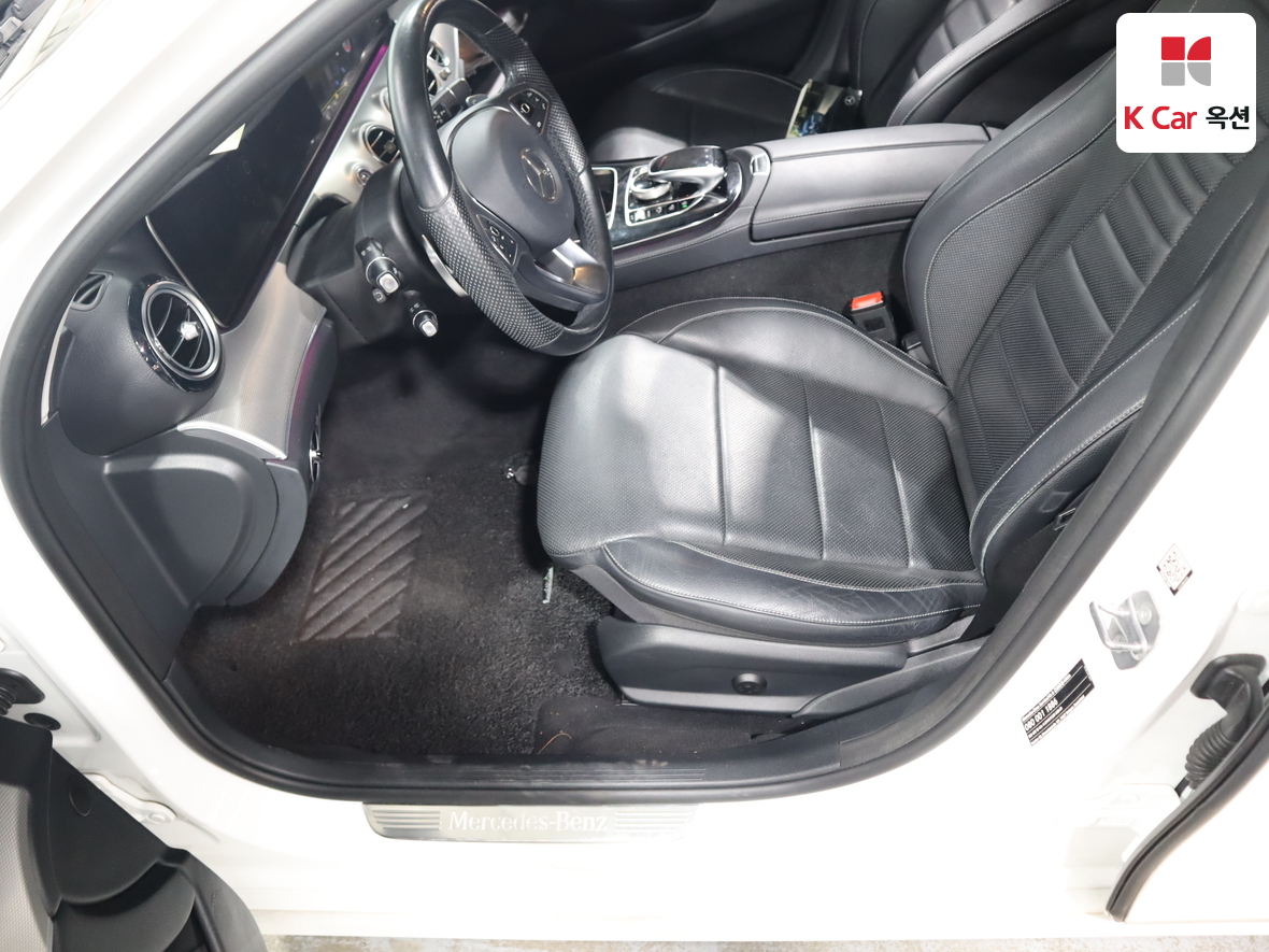 مرسيدس E-CLASS