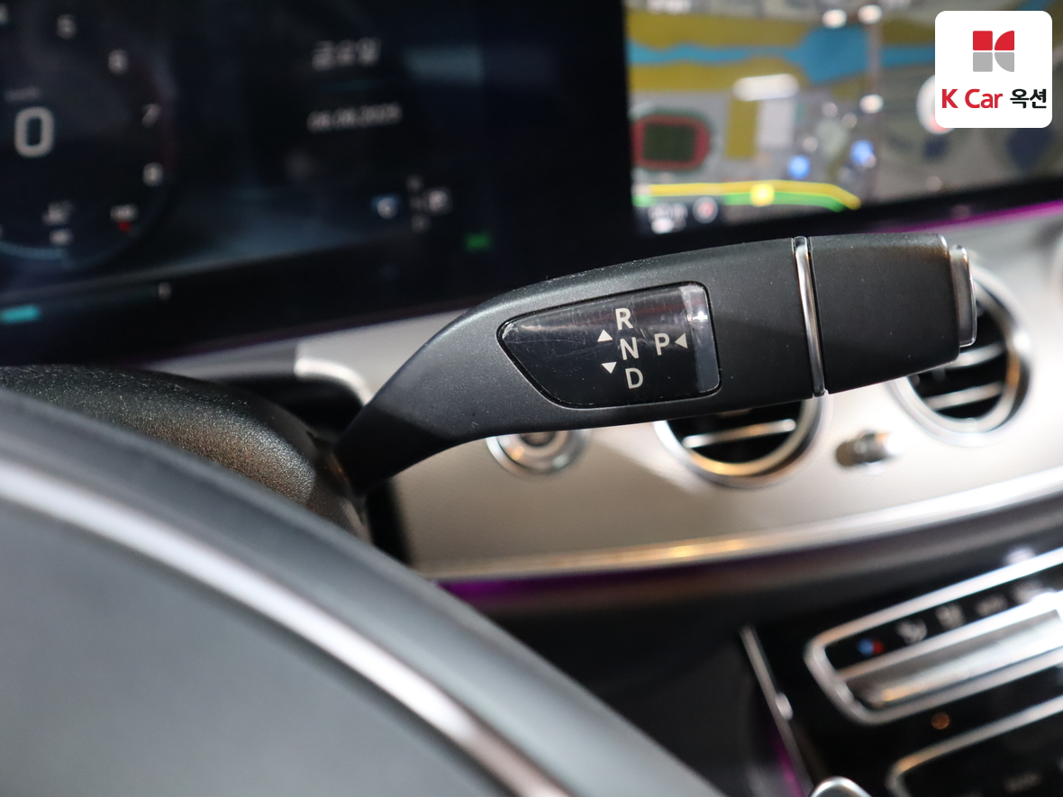 مرسيدس E-CLASS