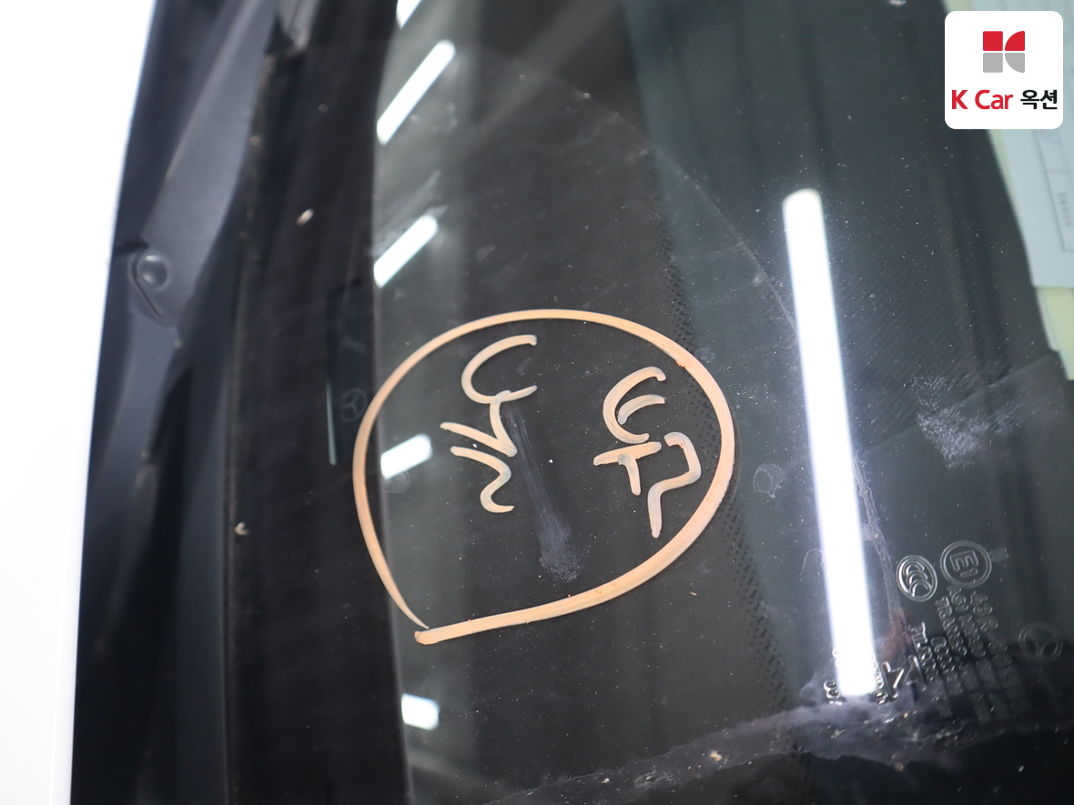 مرسيدس E-CLASS