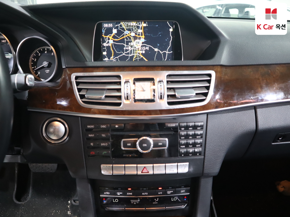 مرسيدس E-CLASS