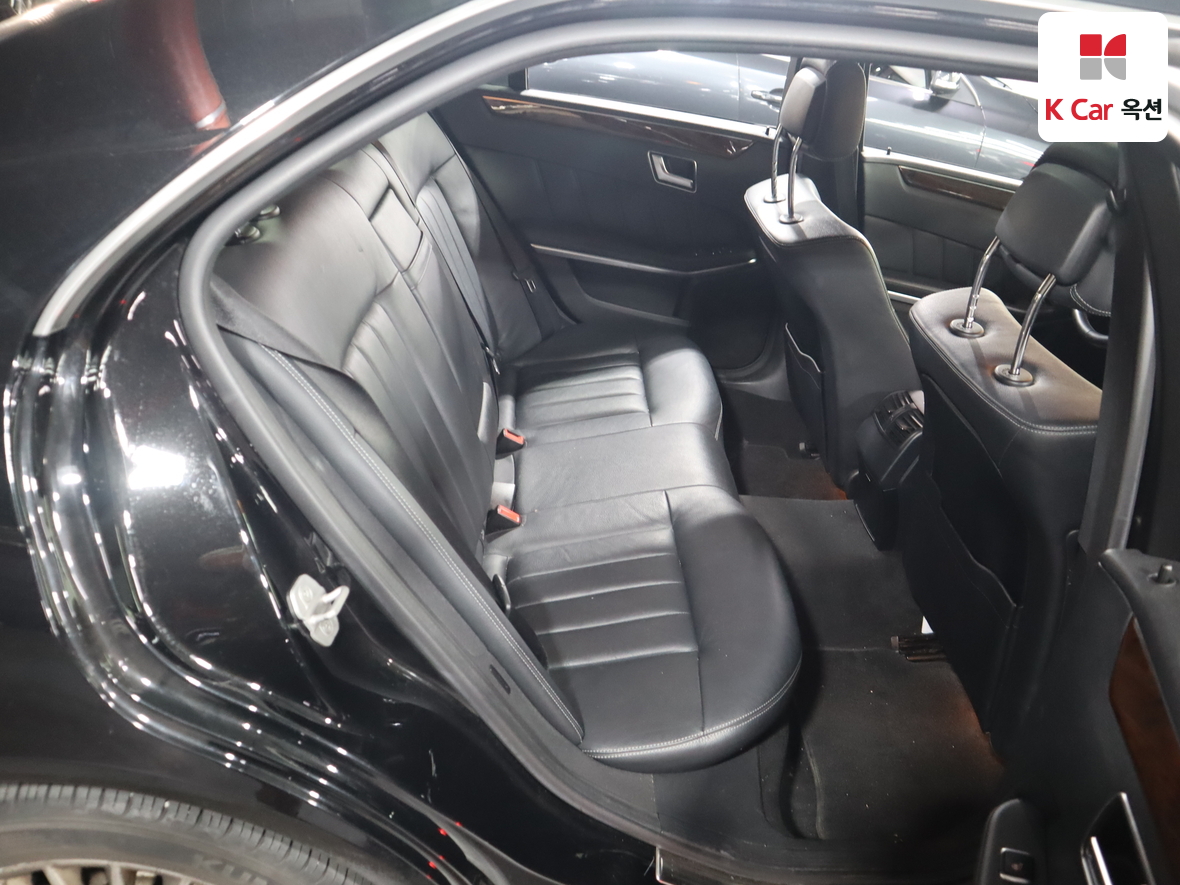 مرسيدس E-CLASS