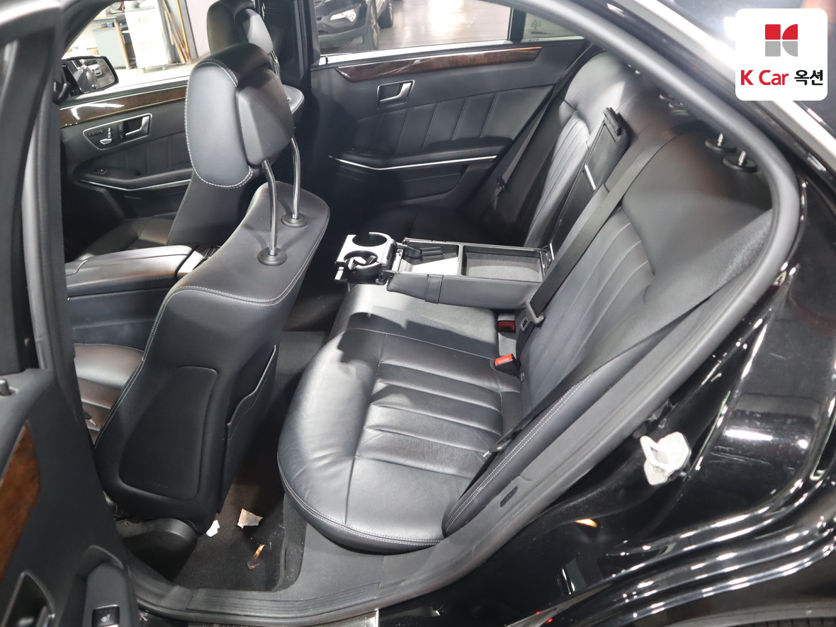 مرسيدس E-CLASS