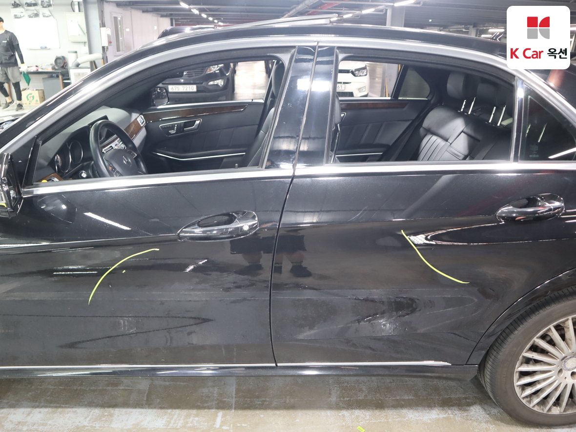 مرسيدس E-CLASS