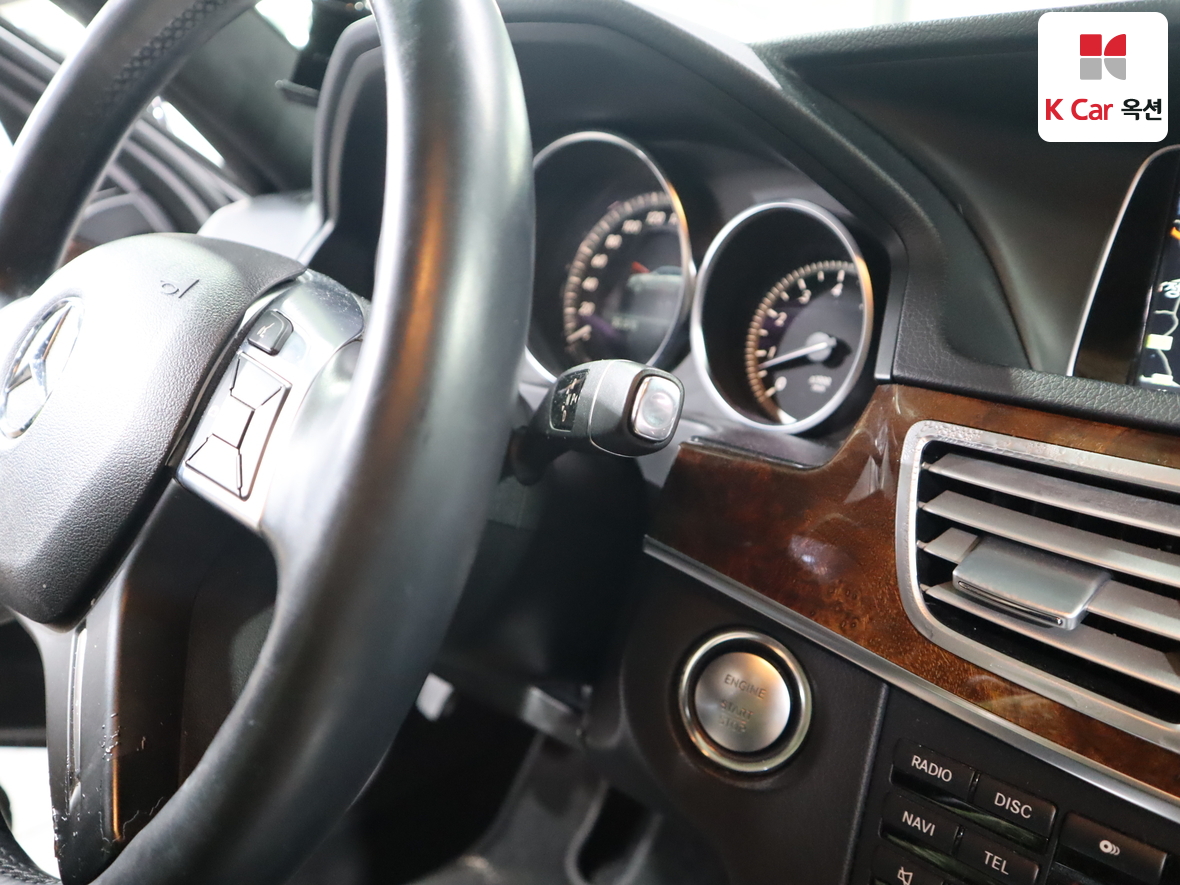 مرسيدس E-CLASS