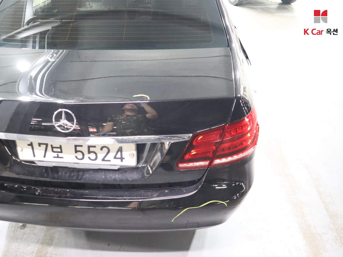 مرسيدس E-CLASS