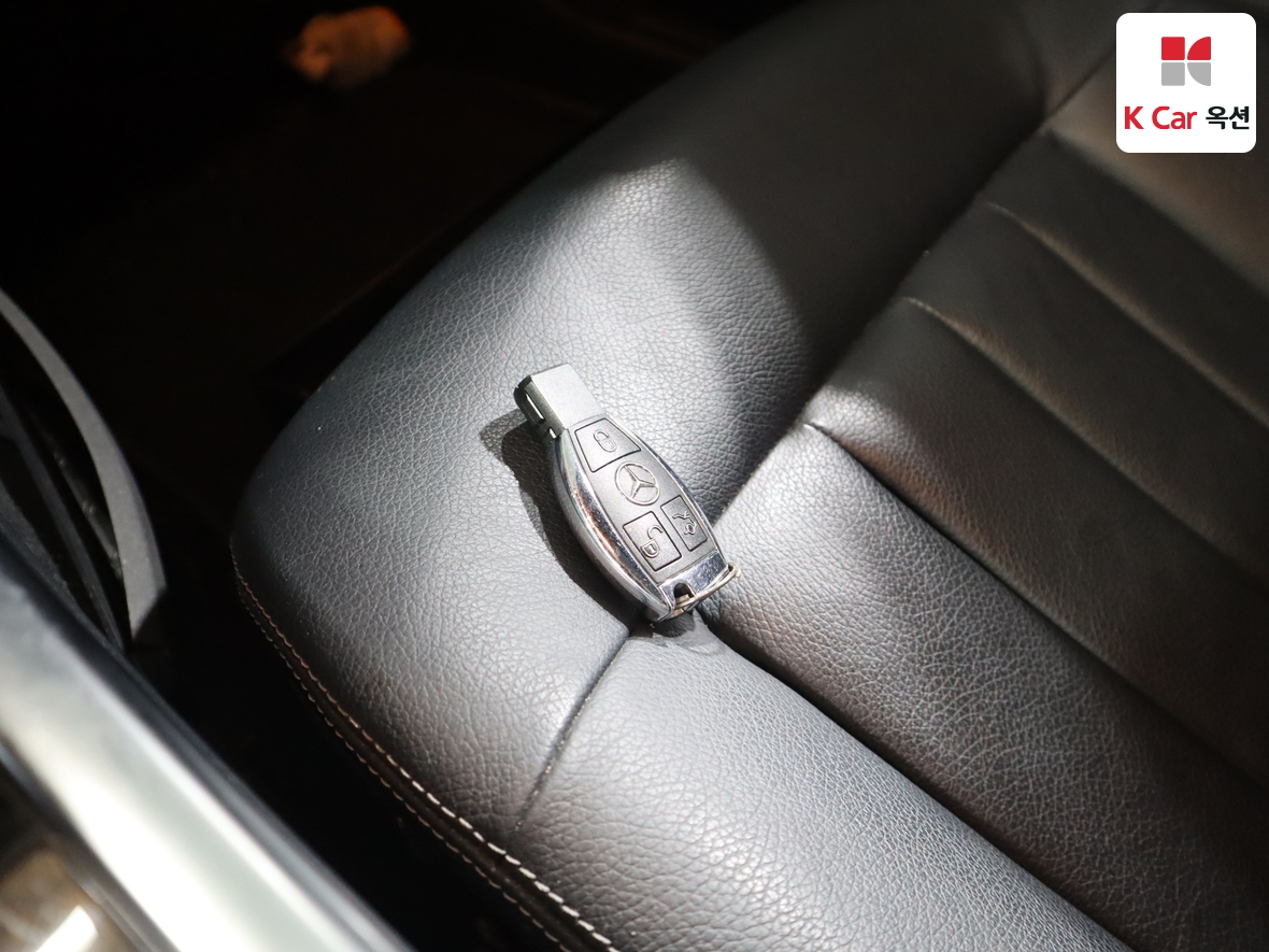 مرسيدس E-CLASS