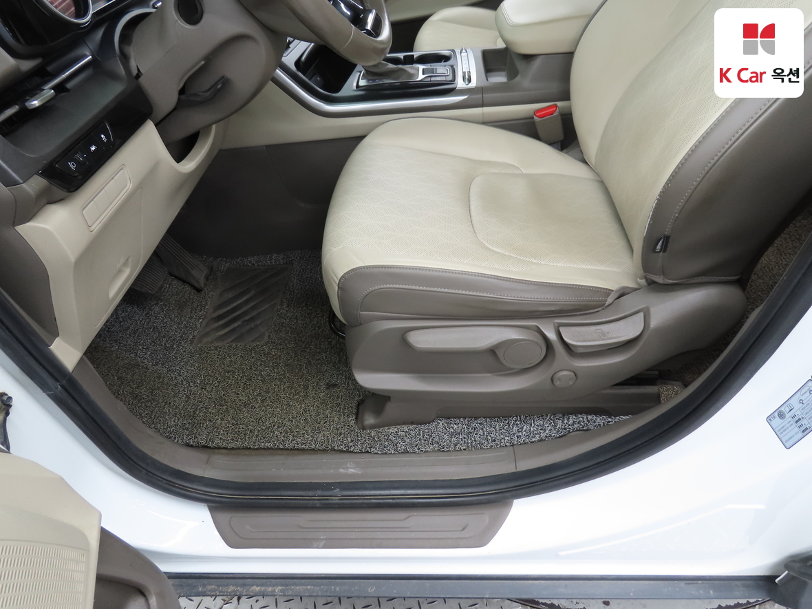 كيا كارنفال