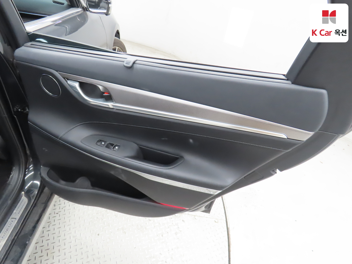 هيونداي - أزيرا - Image 26