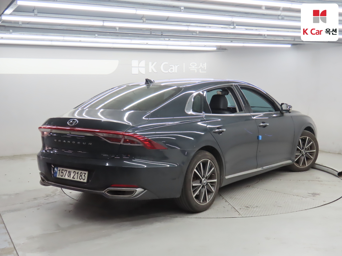 هيونداي - أزيرا - Image 2