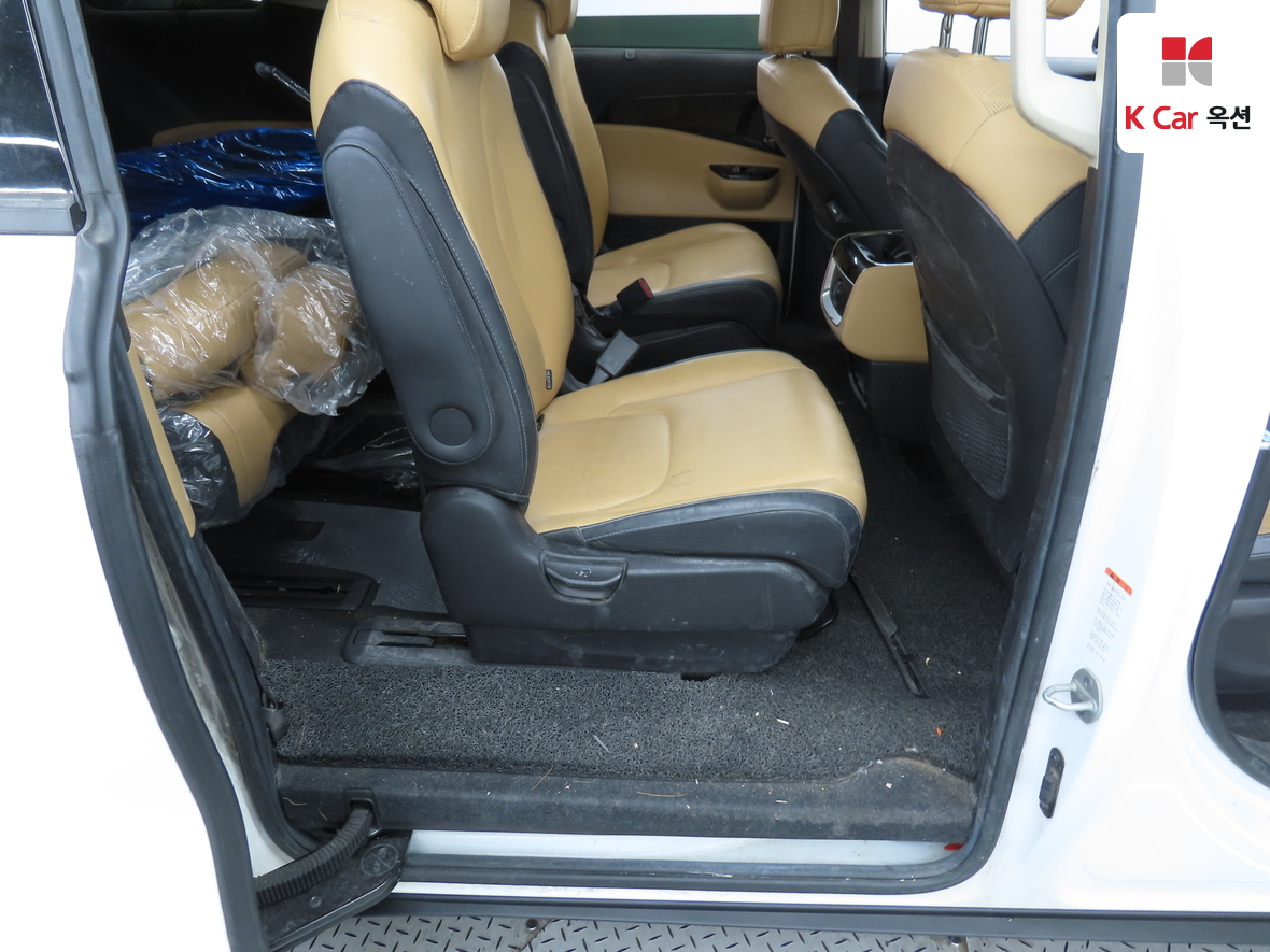 كيا - كارنفال - Image 28