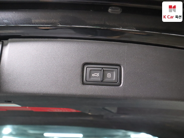2023 - audi q4