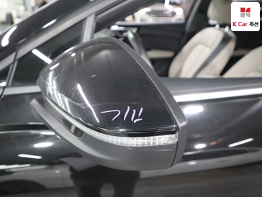 2023 - audi q4