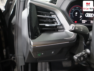 2023 - audi q4