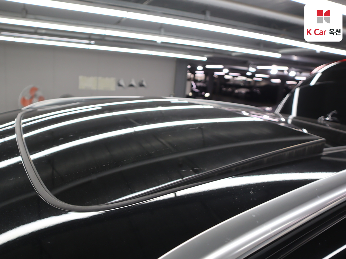 Audi Q4 2023 - Image 22