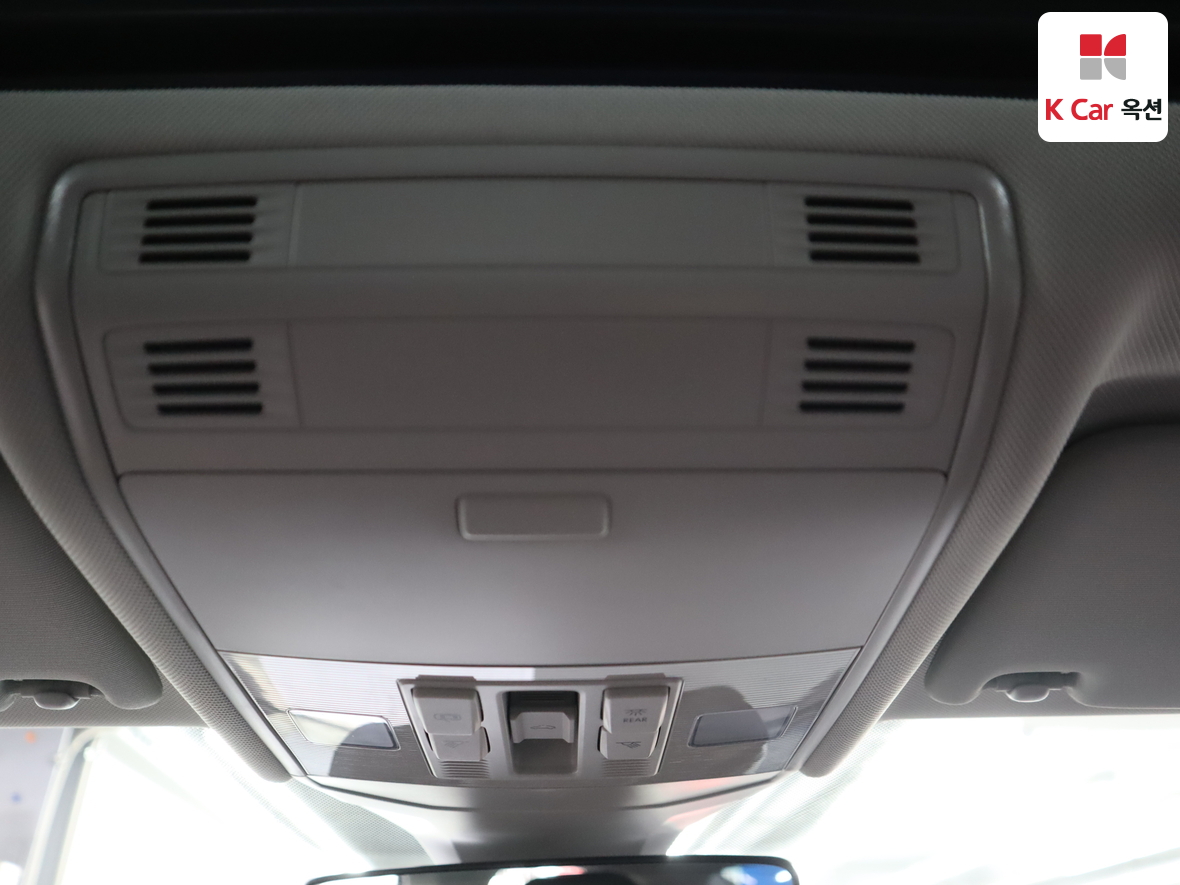 Volkswagen Jetta 2023 - Image 12