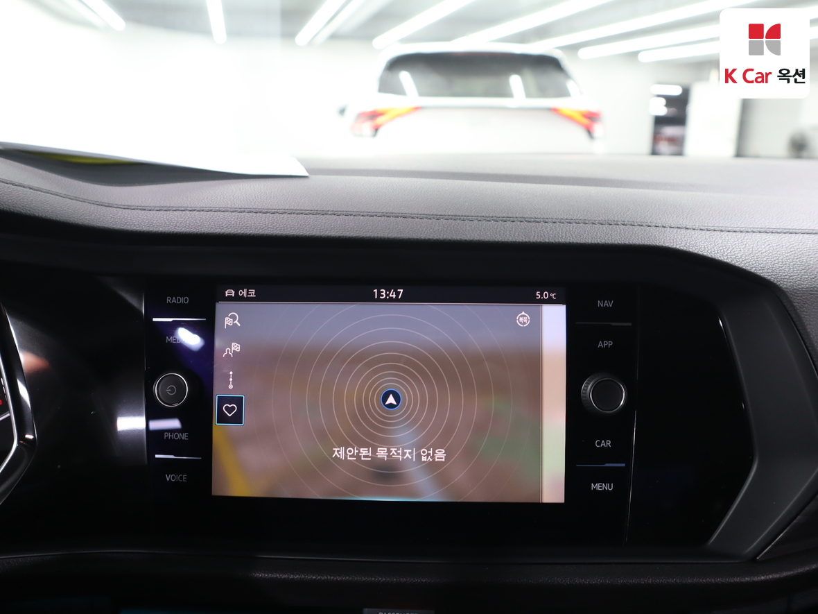 Volkswagen Jetta 2023 - Image 14