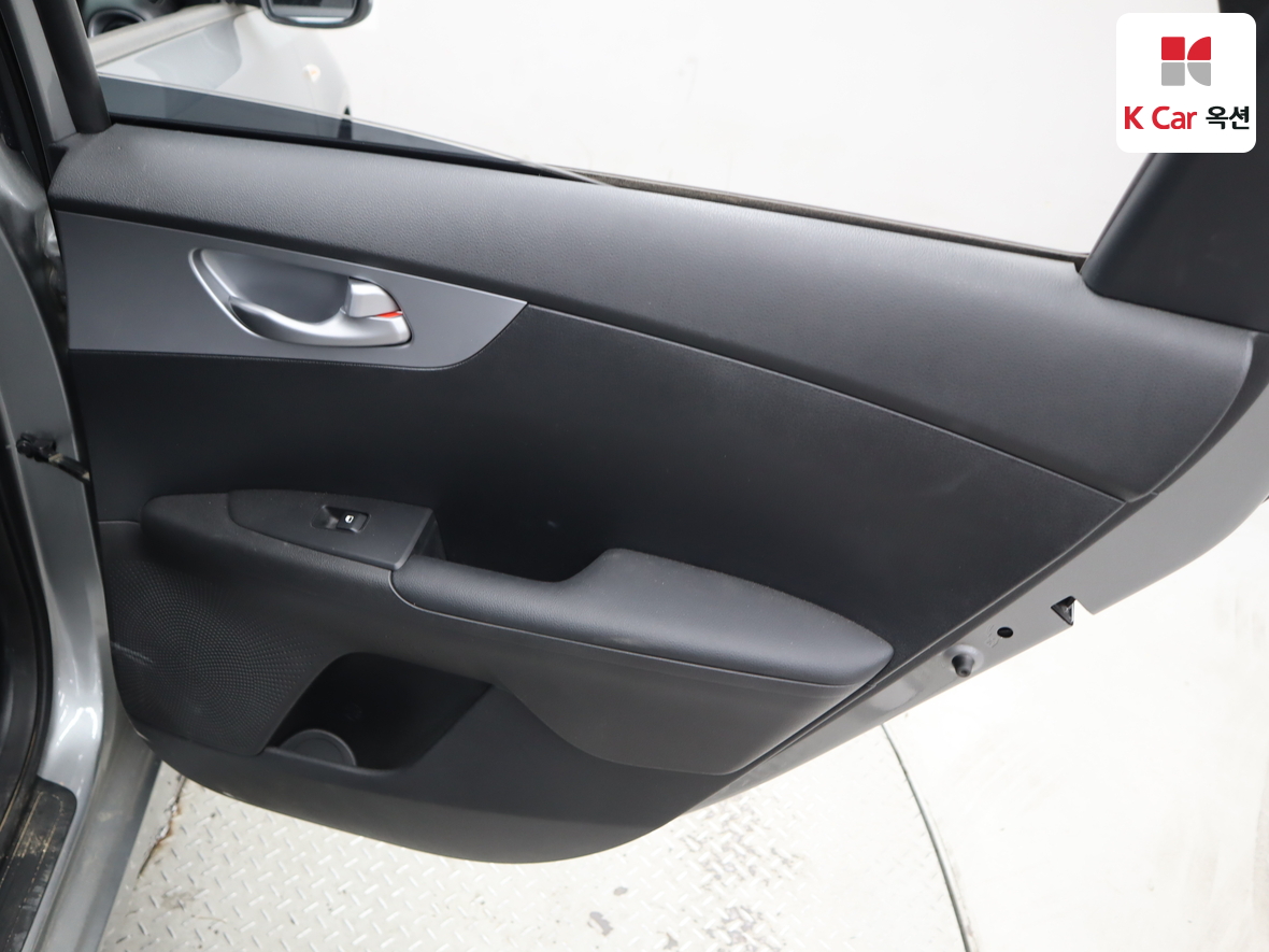 كيا - K3 - Image 28