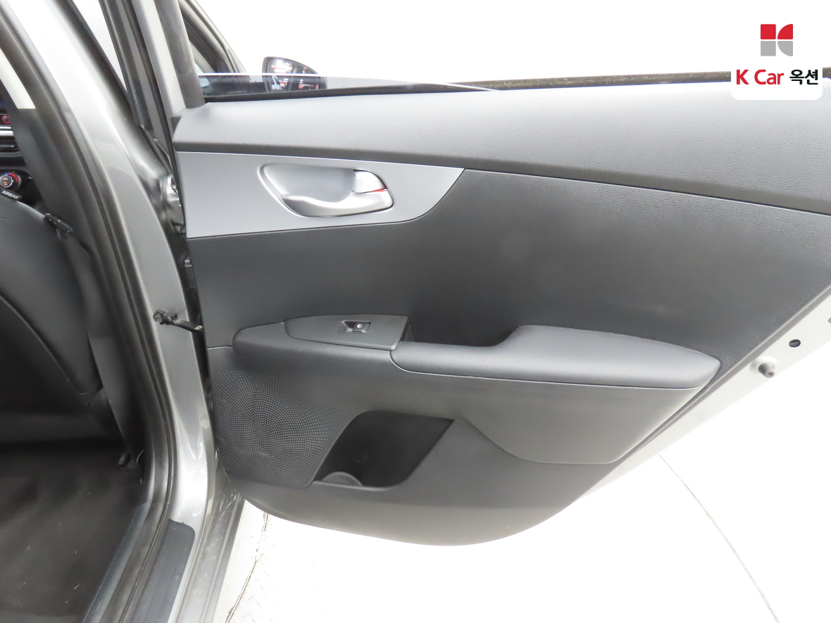 كيا - K3 - Image 26