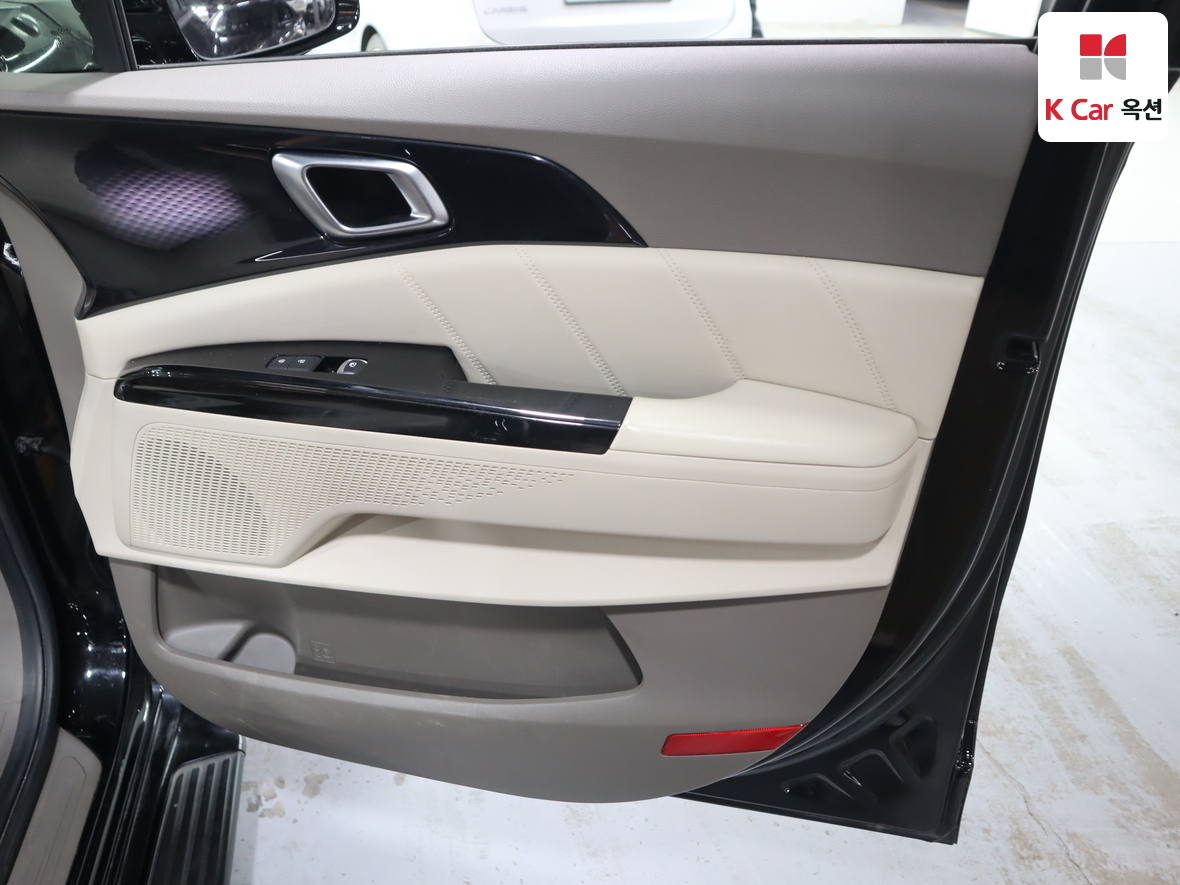 كيا - كارنفال - Image 28