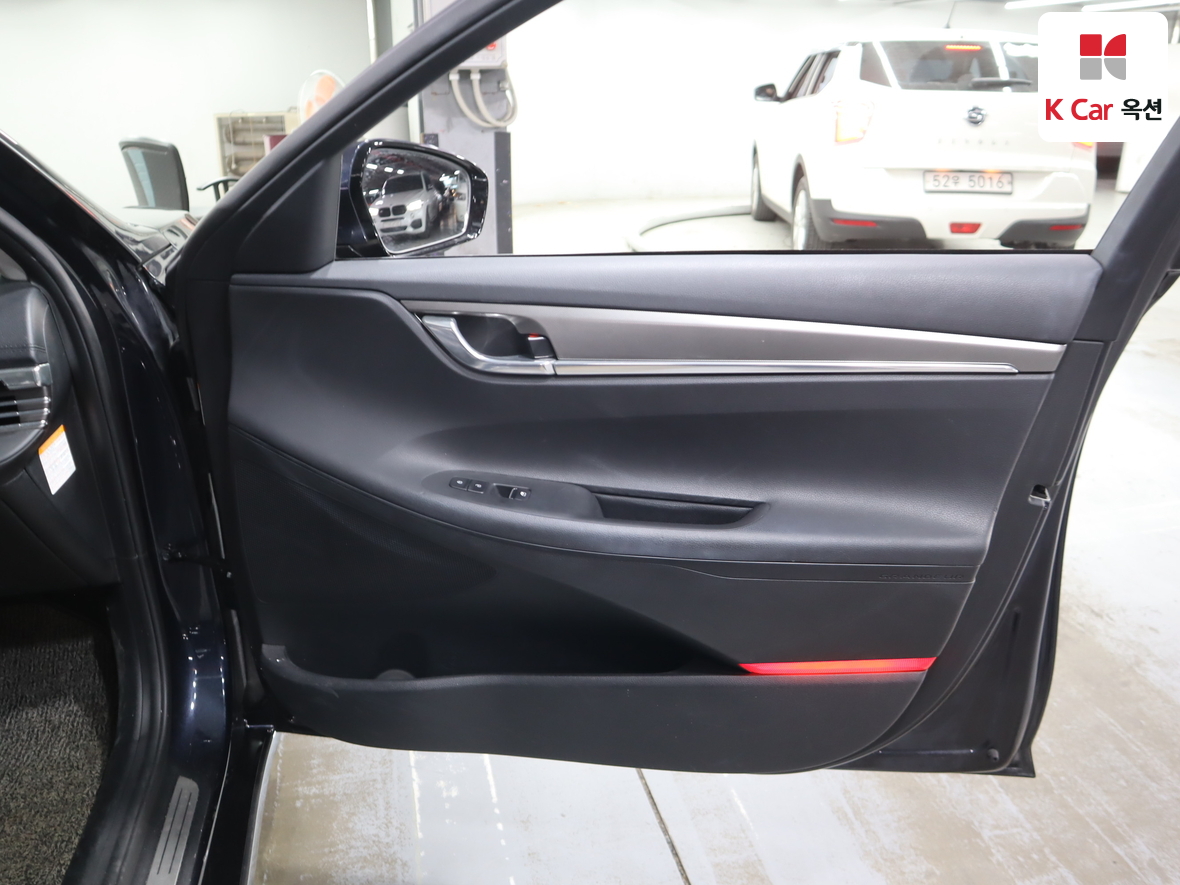 هيونداي - أزيرا - Image 30