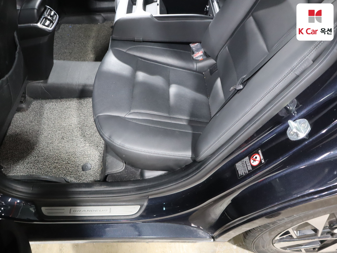 هيونداي - أزيرا - Image 24