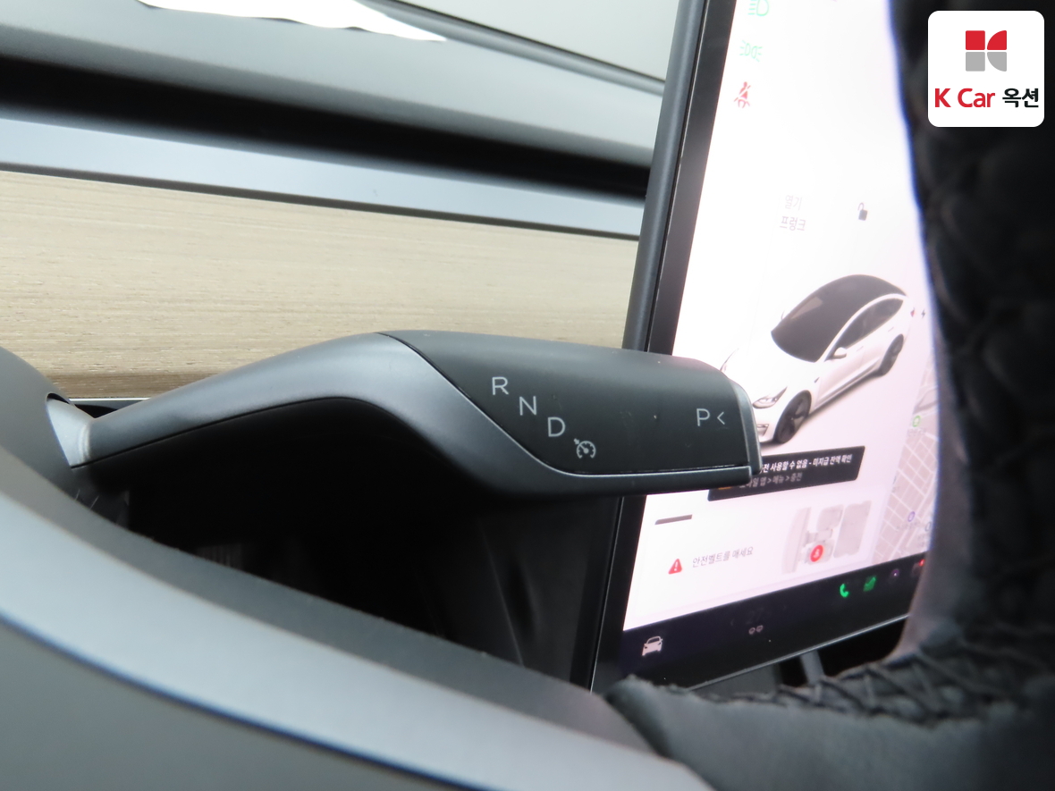 تسلا - MODEL 3 - Image 16