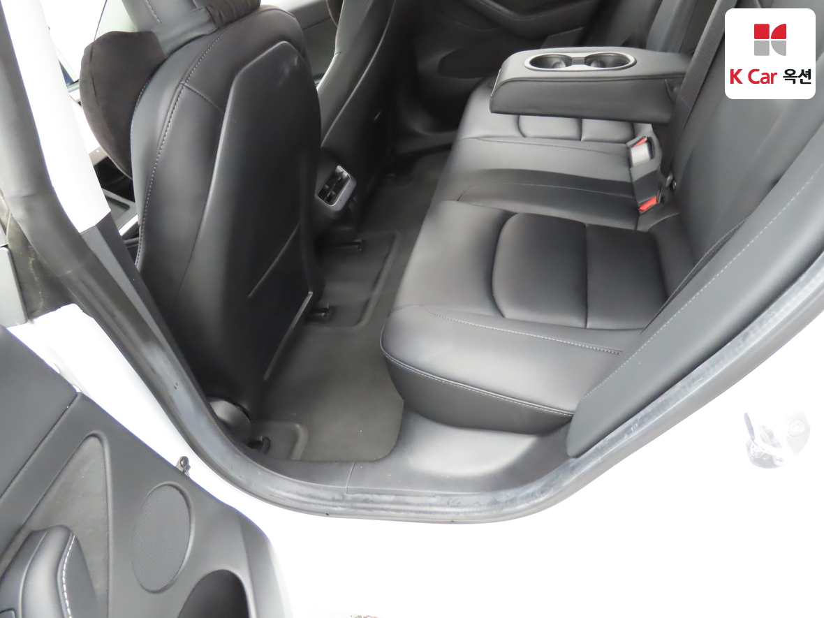 تسلا - MODEL 3 - Image 25