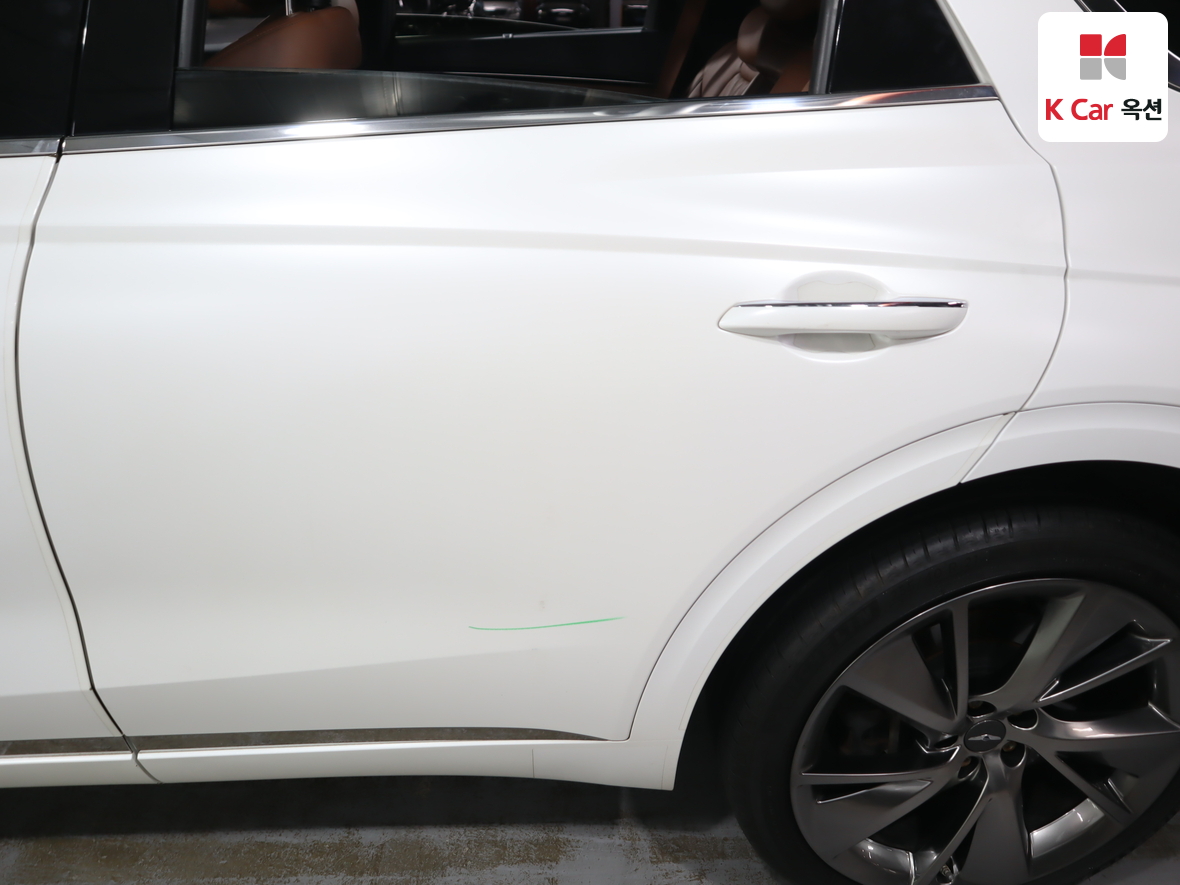 جينسس - GV70 - Image 40