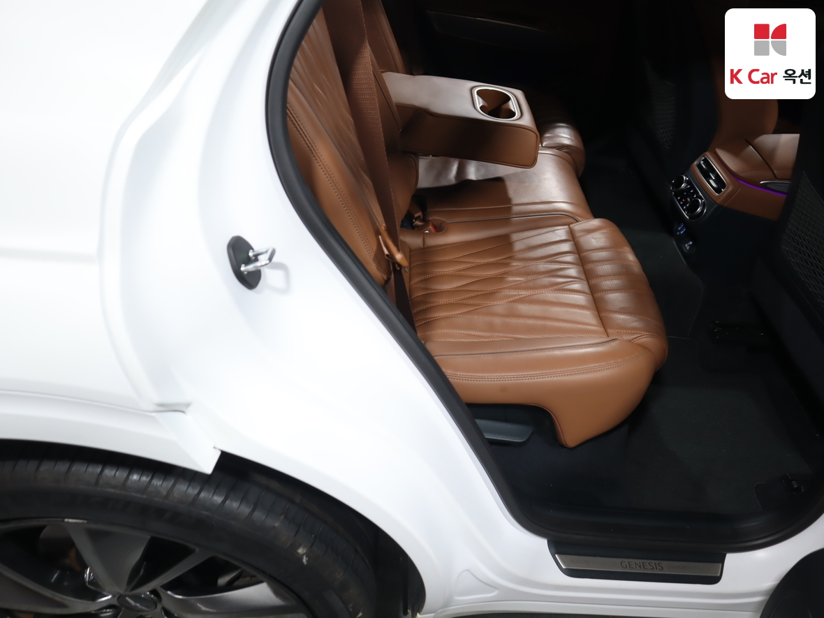 جينسس - GV70 - Image 30