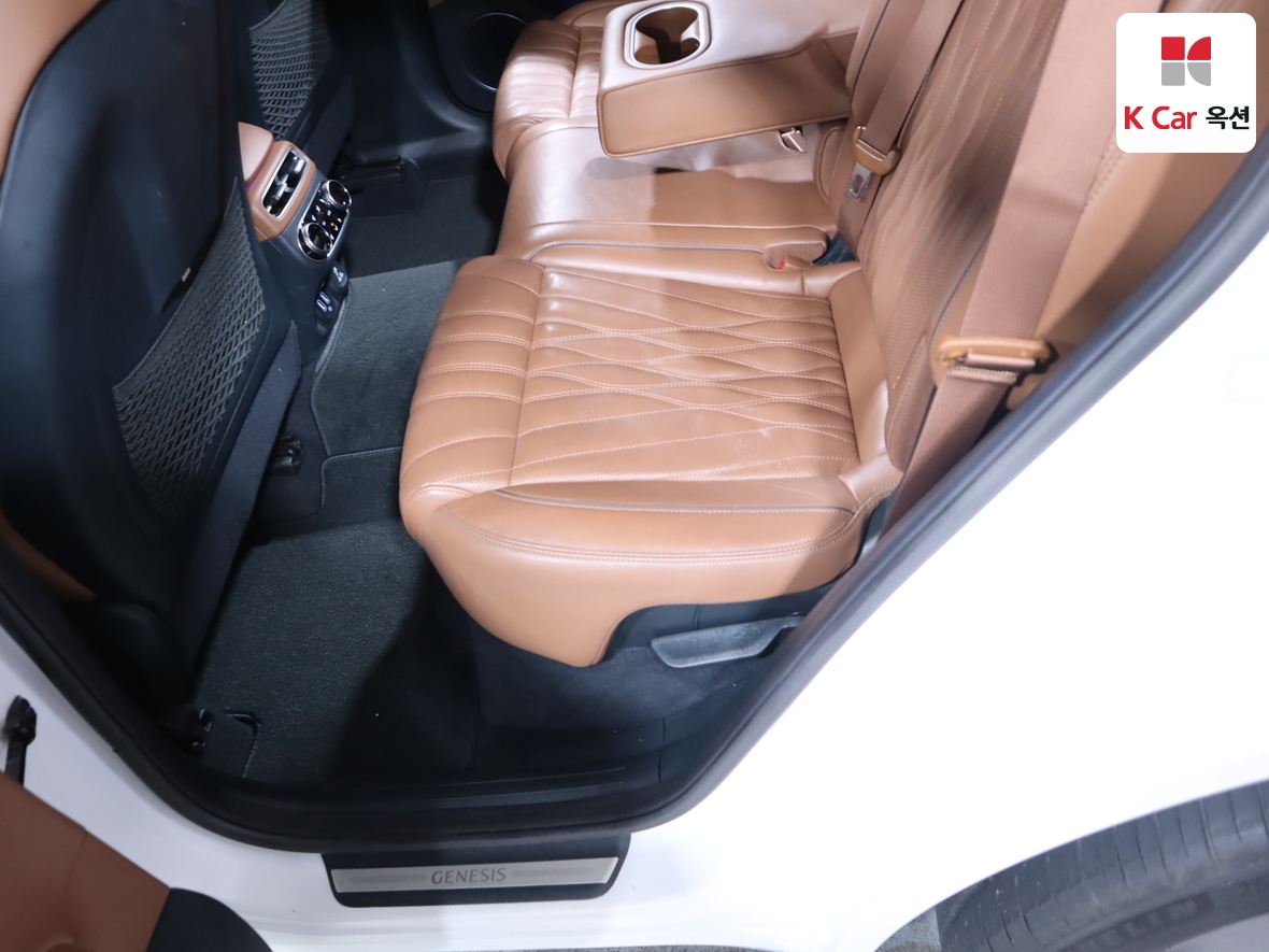 جينسس - GV70 - Image 24