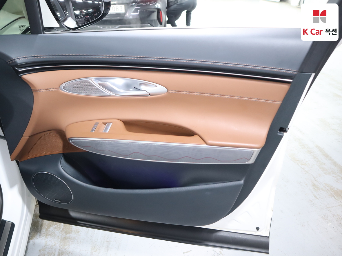 جينسس - GV70 - Image 31