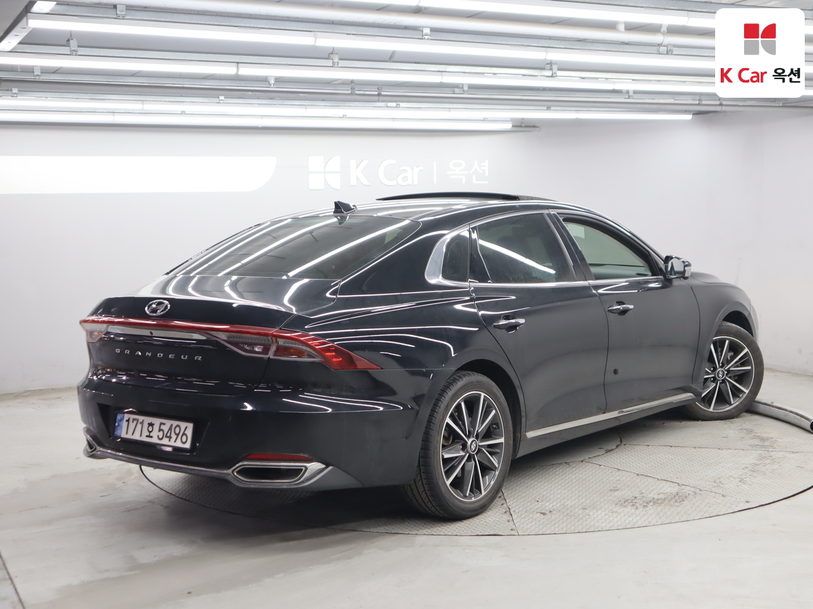 هيونداي - أزيرا - Image 2