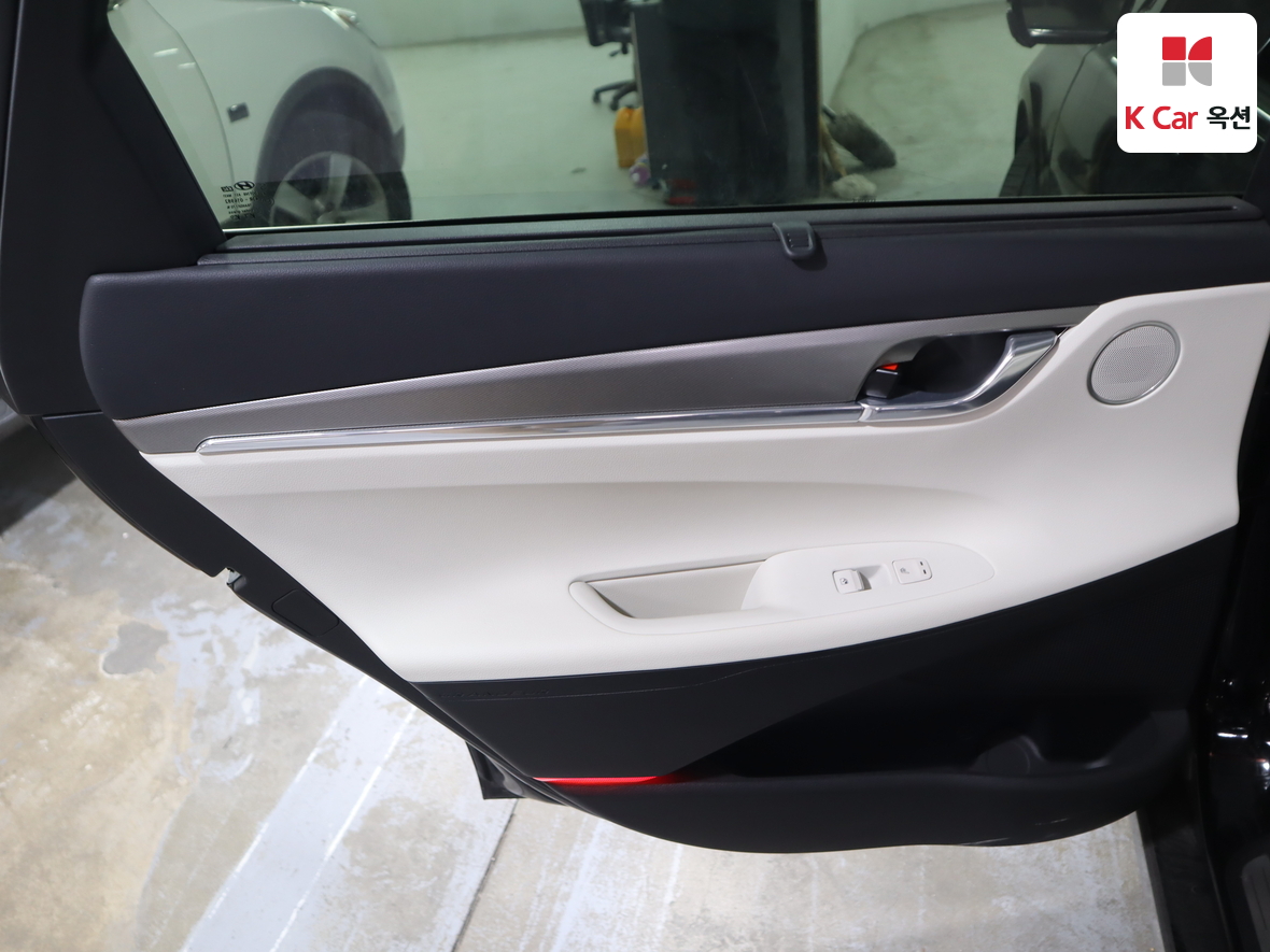 هيونداي - أزيرا - Image 23