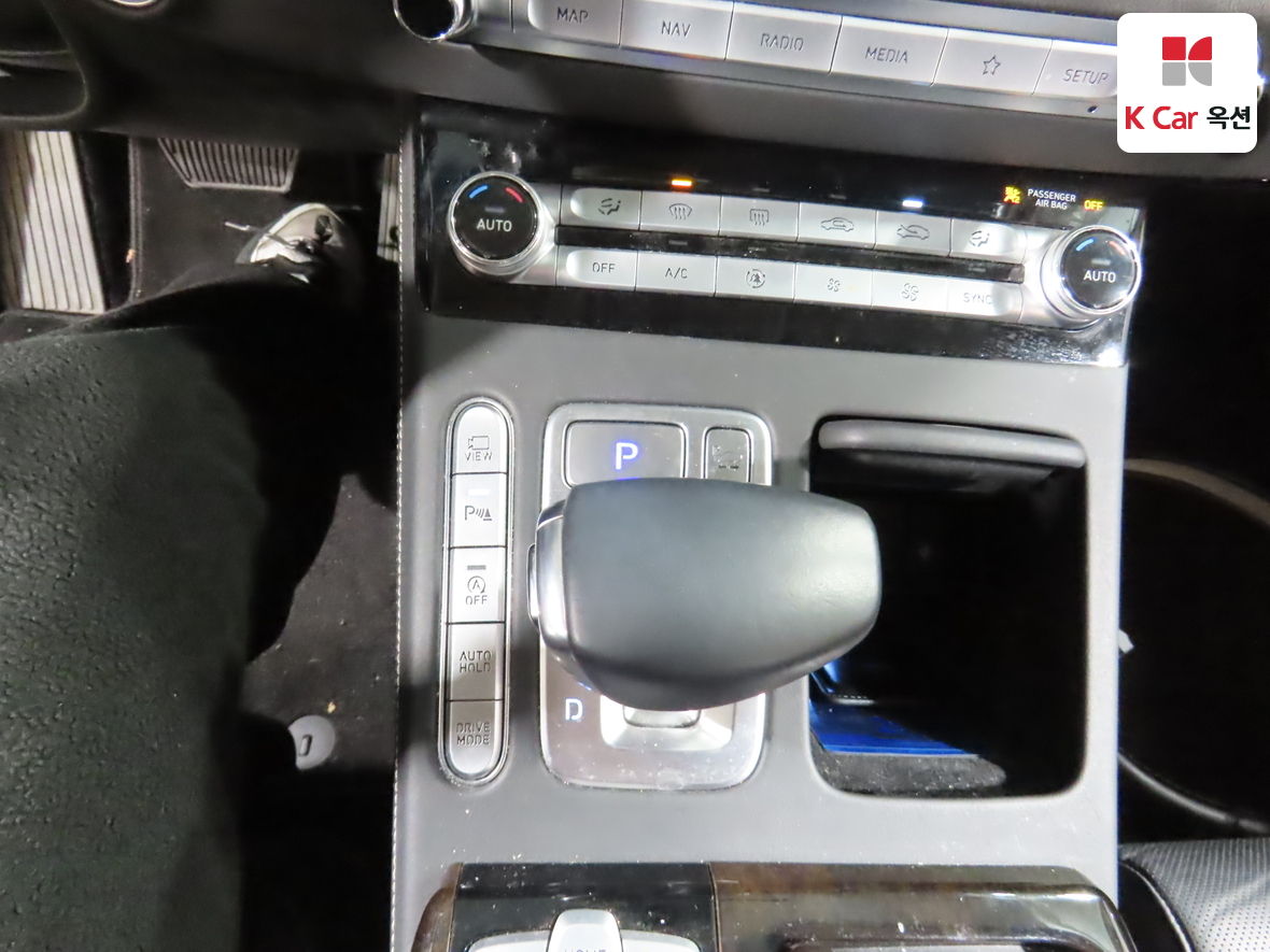 جينسس - G90 - Image 17