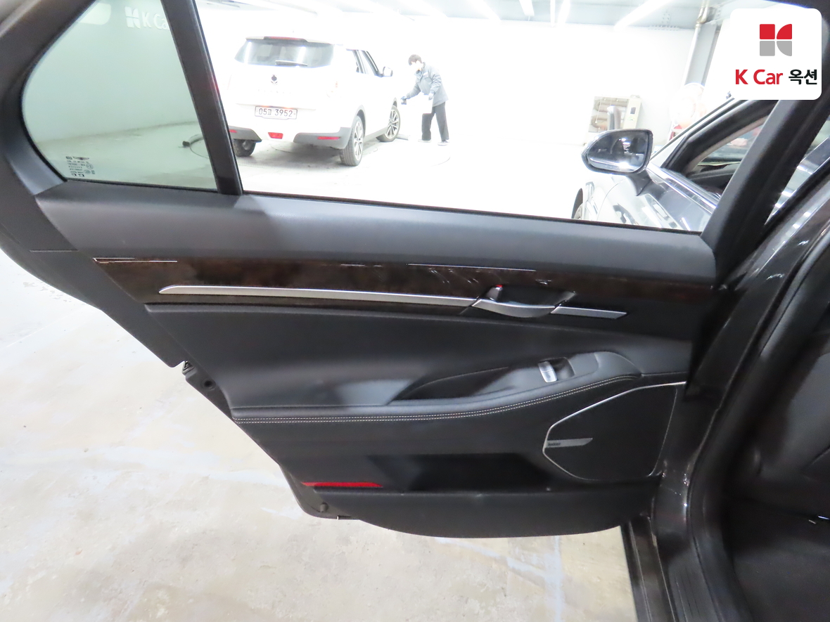 جينسس - G90 - Image 23