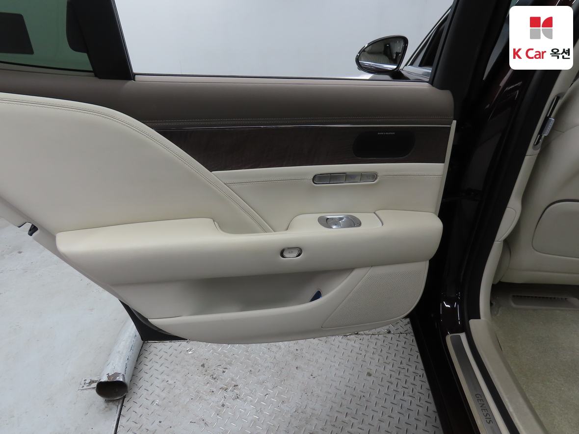 جينسس - G90 - Image 24